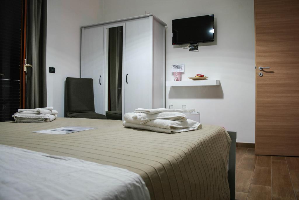 نابولي Zia Bi Bed And Breakfast الغرفة الصورة